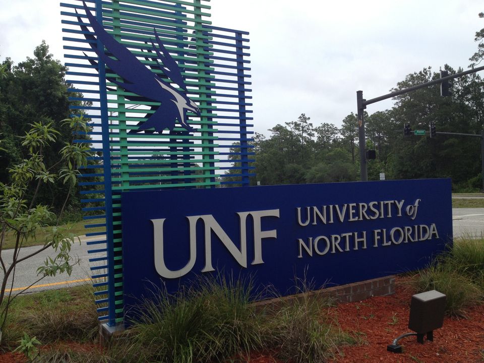 UNF sign