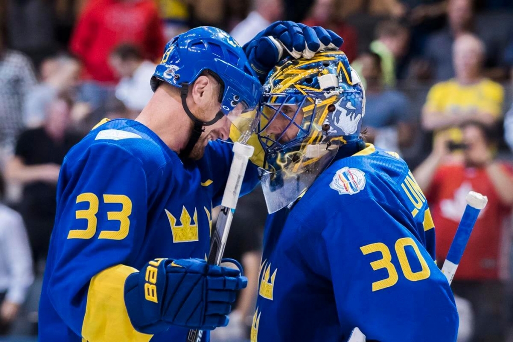 Lundqvist, Sweden's elders at World Cup know time is short