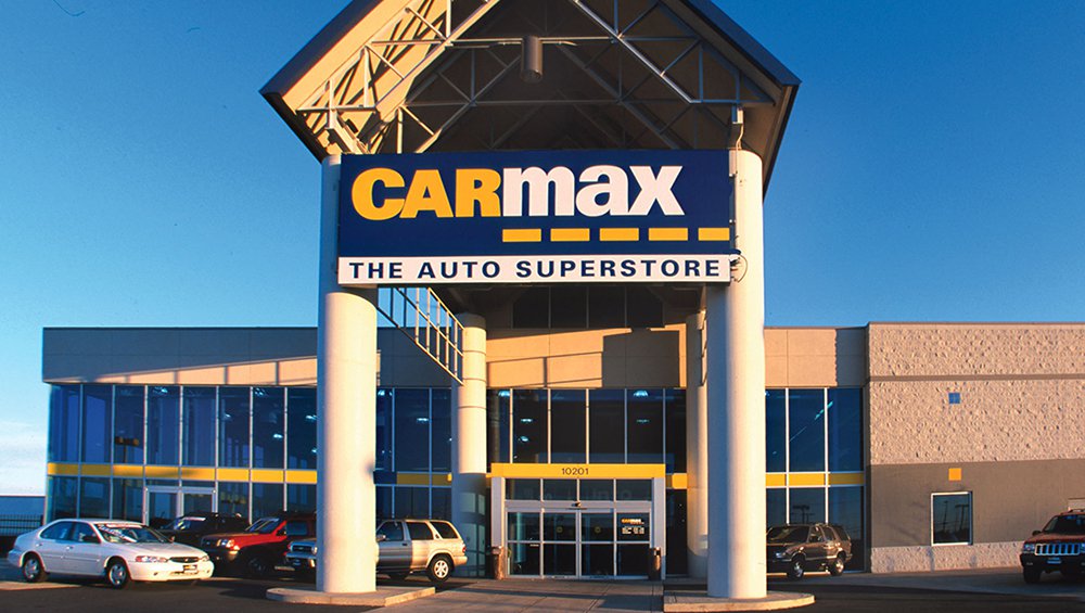 CarMax saw a decline in customer traffic in Q2 weighing on sales