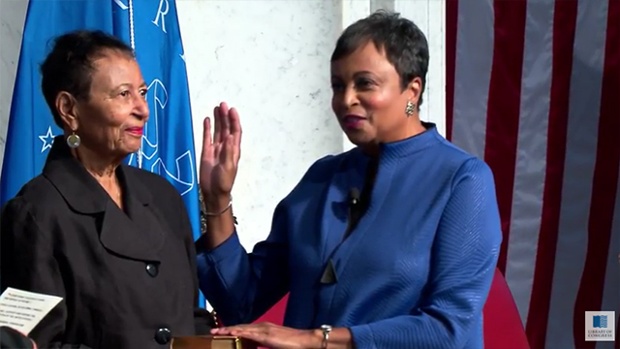 Carla Hayden swearing