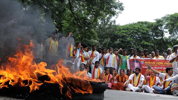 When Bengaluru protested over Cauvery water, this woman set 42 buses on fire just for a plate of mutton biryani and Rs 100