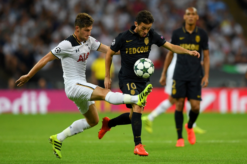 Tottenham Hotspur midfielder Eric Dier pens a five year deal with the club