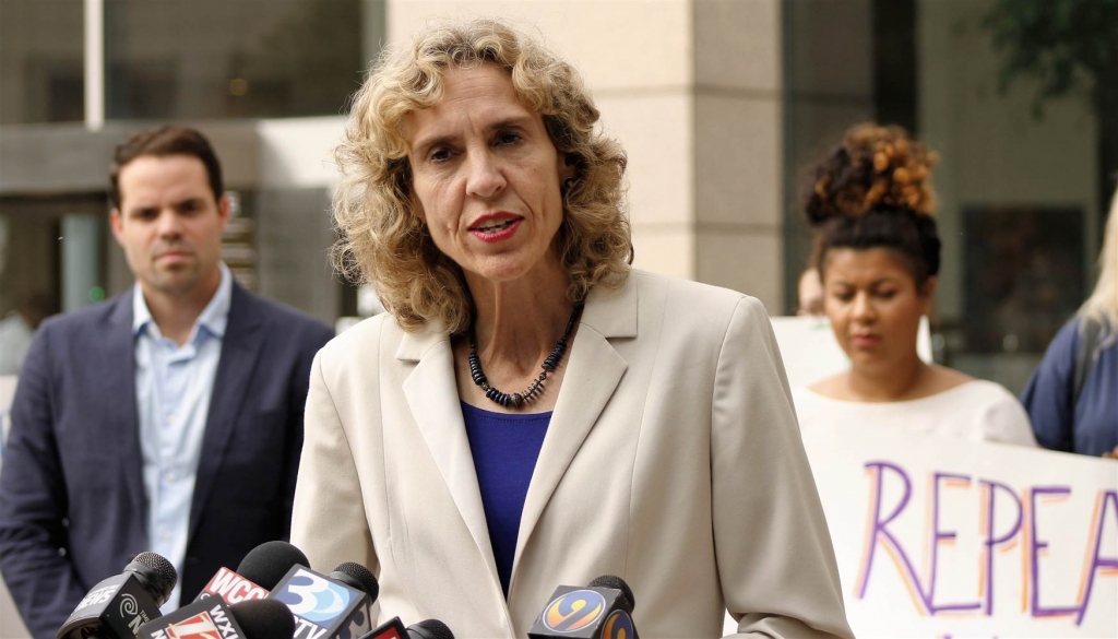 Charlotte North Carolina Mayor Jennifer Roberts addresses a news conference on Monday Sept. 19 2016. Skip Foremn  AP