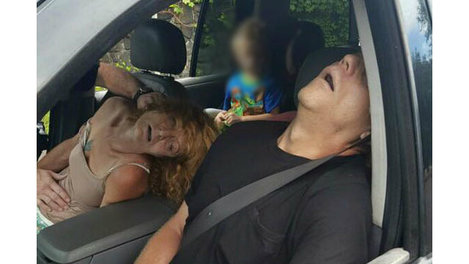 East Liverpool couple unconscious in car with 4-year-old in backseat