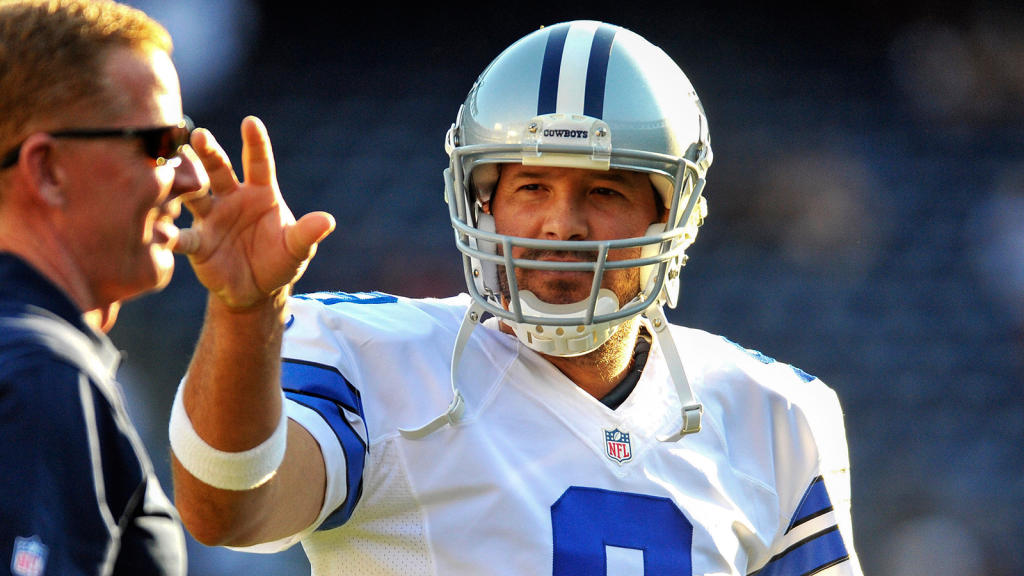 Romo back on shelf: Dallas QB out with bone break in back