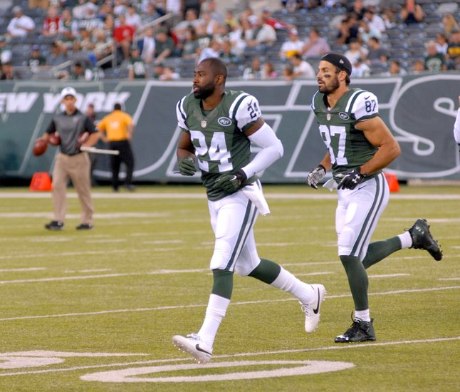 The New York Jets are looking for their first win of the season. They’re also looking for their first win