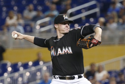 Fernandez spoils Kershaw's return, Marlins top Dodgers 4-1