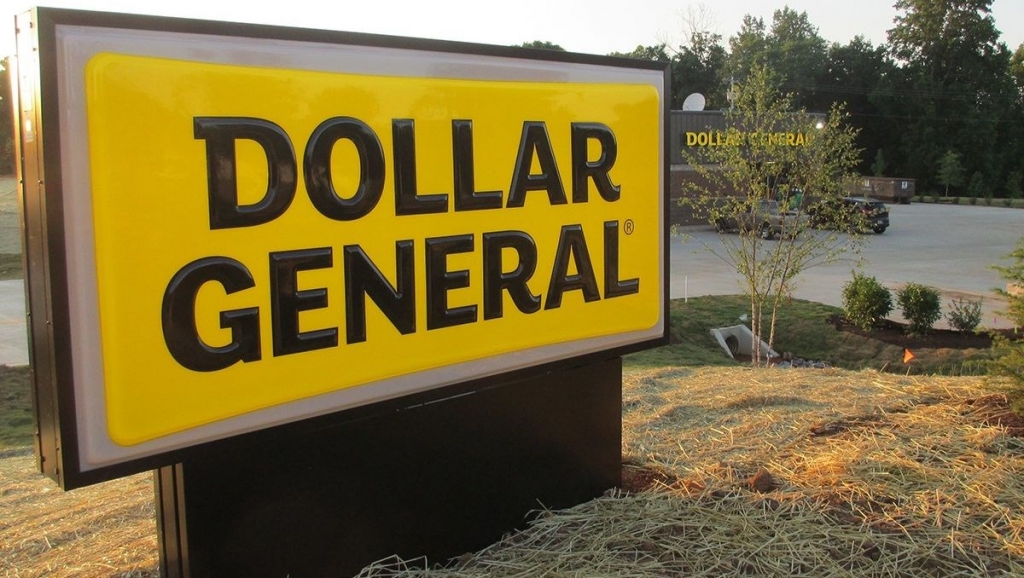 Large Cap Discount, Variety Stores: Dollar General Corporation (NYSE:DG)