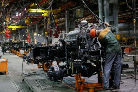 Factories pick up the pace in August