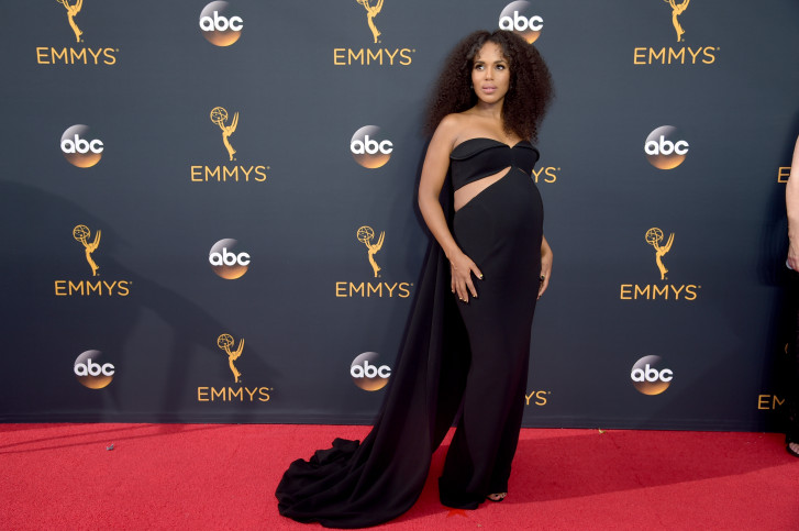 Emmys Style 2016 — Best Beauty Looks On Tori Kelly, Beyonce & More