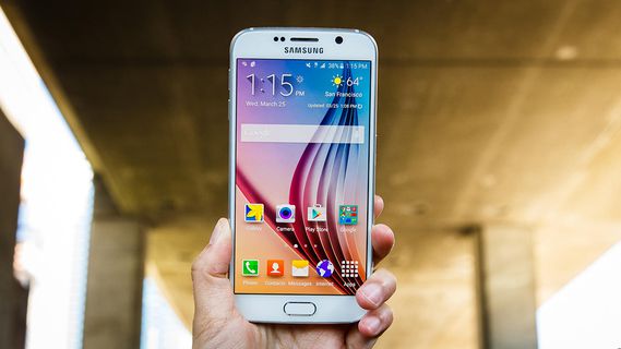 Enlarge Image The Samsung Galaxy S6 is still a killer smartphone especially when you can get the 64GB model for under $400.               Josh Miller  CNET