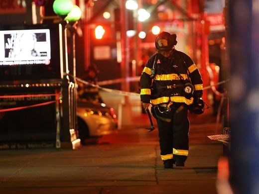 Explosion in New York, multiple injuries reported