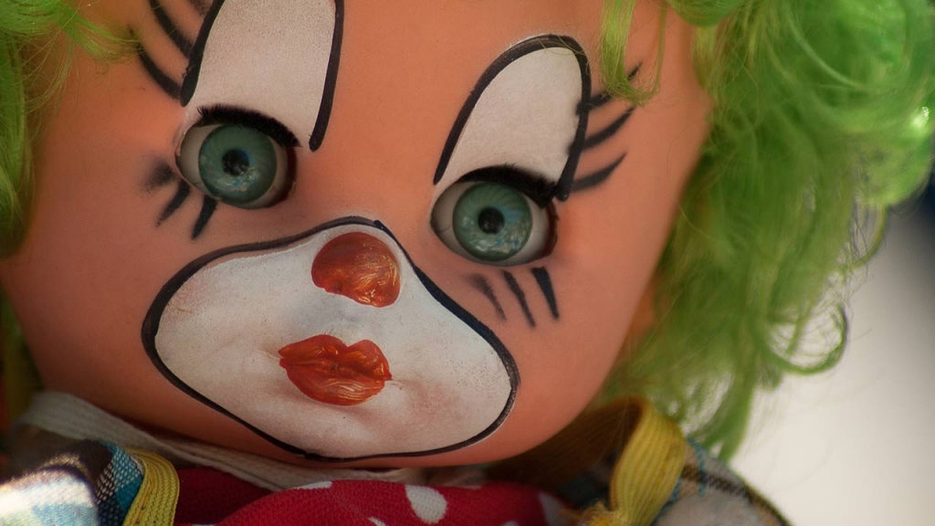 Police clampdown on clowns 'terrorising' people in South Carolina