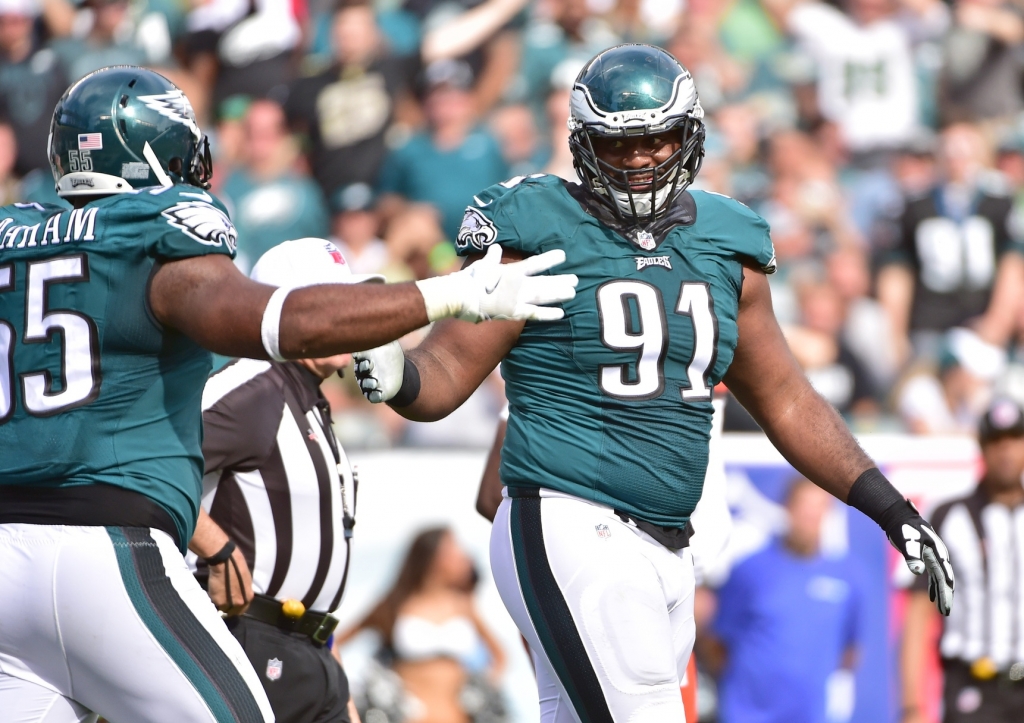 Fletcher Cox Brandon Graham lead Eagles pass rush against Browns