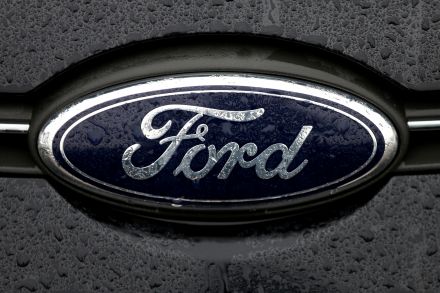 Ford to sell driverless cars to public by 2025, CEO Says Add to ...