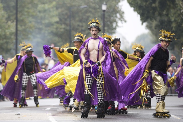 More than 100 arrested, dozens hurt at Notting Hill Carnival