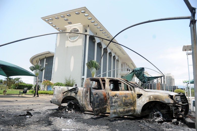 Gabon opposition chief calls for general strike after disputed election