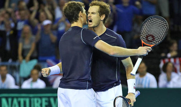 Andy Murray wins in the Davis Cup