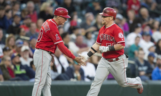 Calhoun, Pujols hit 2 HRs eeach as Angels beat Mariners 10-3