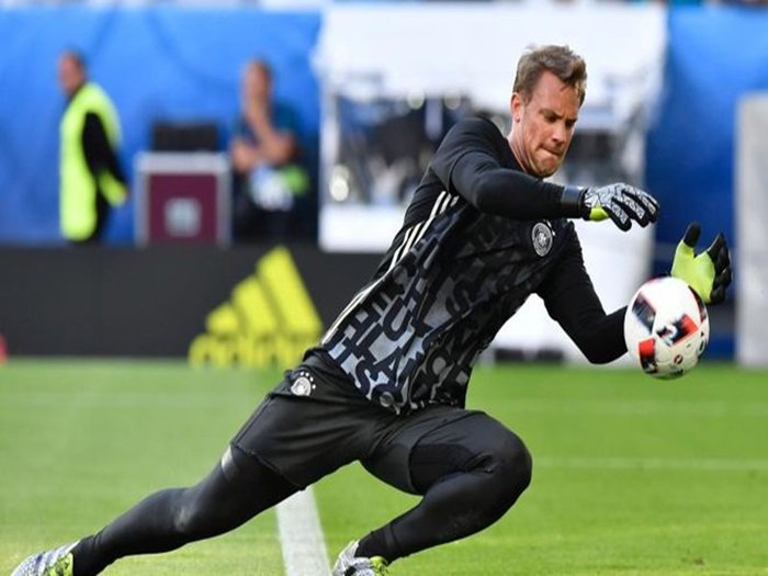 Germany chief coach Joachim Loew named goalkeeper Manuel Neuer as the new captain of the national football team