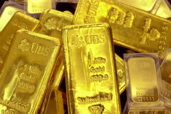 A former Canadian Mint employee is being accused of smuggling $180,000 worth of gold out of the facility by hiding it in his butt