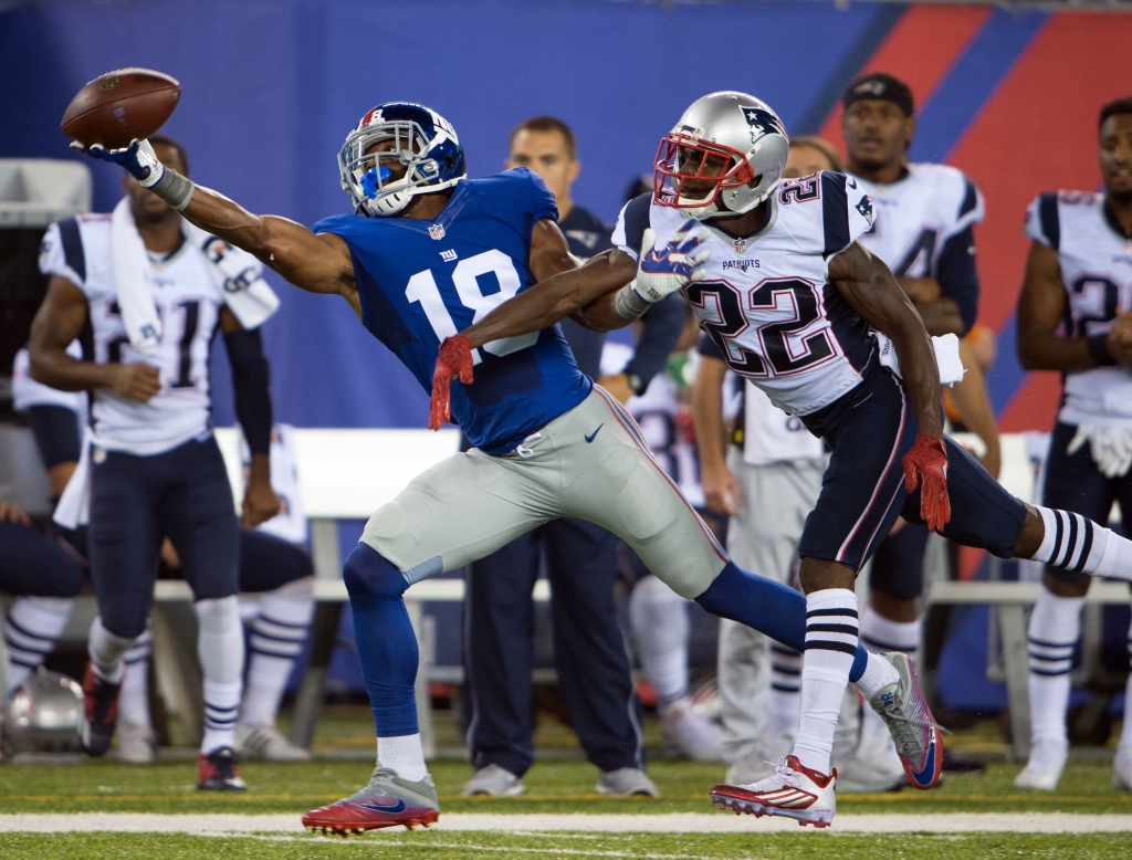 Sep 1 2016 East Rutherford NJ USA New York Giants wide receiver Geremy Davis tries to make a catch covered by New England Patriots cornerback Justin Coleman in the first half at Met Life Stadium. Mandatory Credit William Hauser-USA TODAY S