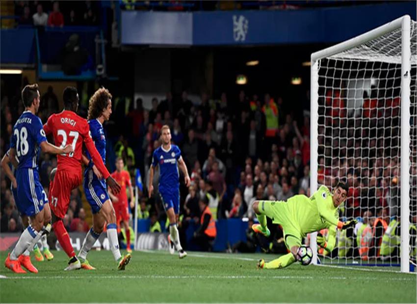 Liverpool beats Chelsea 2-1 in English Premier League