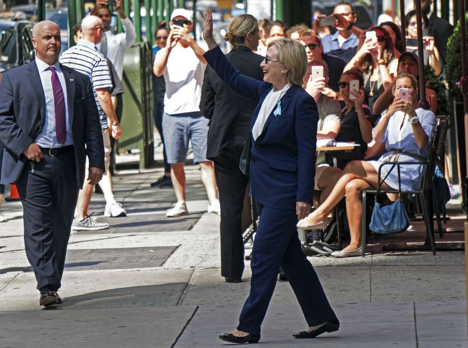 Hillary Clinton's health re-emerges as issue in '16 campaign