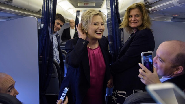 Hillary Clinton flies with media for the first time on new campaign plane