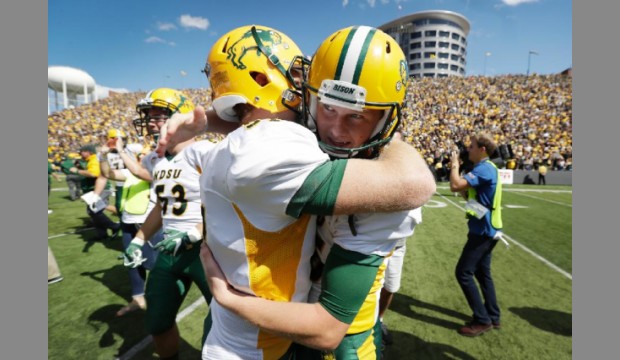 College Football Week 3 Predictions: Oregon vs. Nebraska 9/17/16