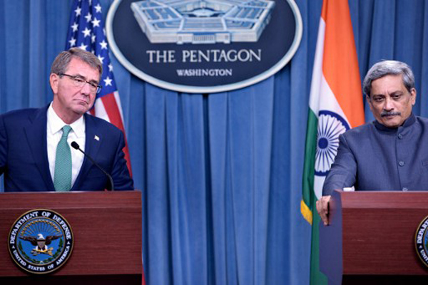 US Secretary of Defense Ash Carter welcomes India's Minister of Defence Manohar Parrikar to the Pentagon