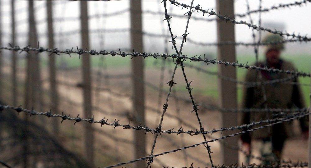 The border between India and Pakistan in Suchetgar area