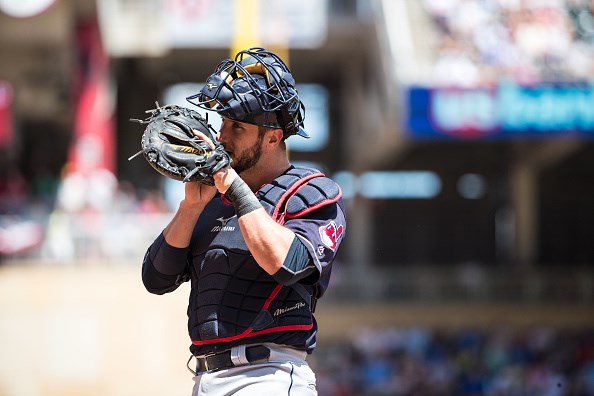 Cleveland's Yan Gomes (hand) to undergo MRI