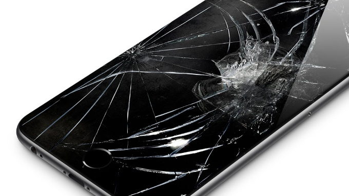 It's now cheaper to replace a cracked iPhone screen