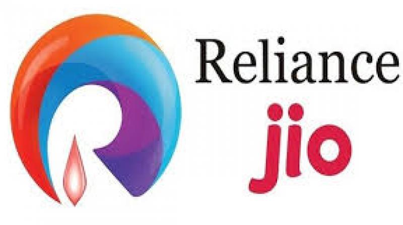 Reliance Industries Ltd's telecom arm has announced free lifetime voice calls and roaming services for its users along with data charges at about one-tenth of the prevailing rates