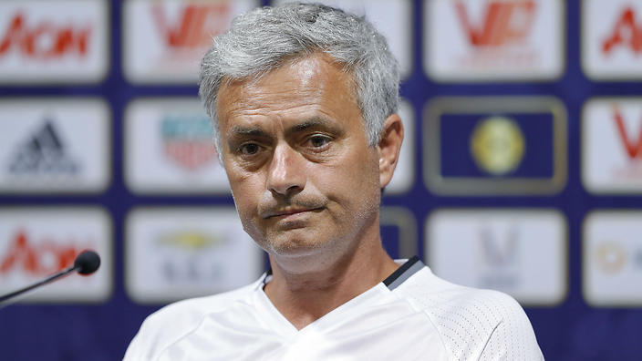 Manchester United’s Jose Mourinho hits out at football ‘Einsteins