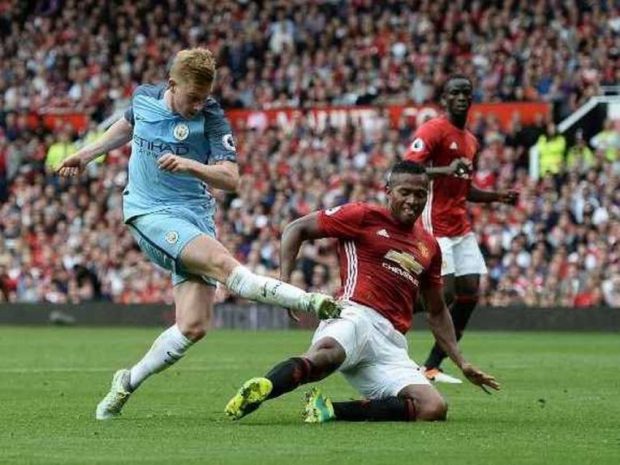 How and why did Man City beat Man Utd, was Kevin De Bruyne man of the match and how bad was Claudio Bravo?