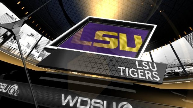 LSU OL ejected for vicious hit after Wisconsin's game-winning INT