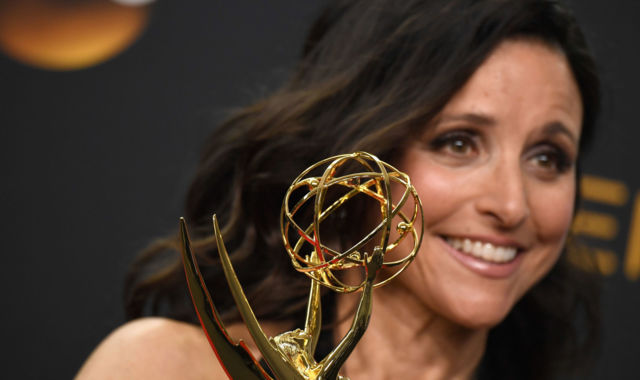 Presidential politics plays big role at Emmy Awards