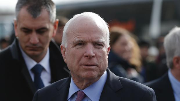 Spectre of Trump hangs over McCain, Rubio in state Republican primaries