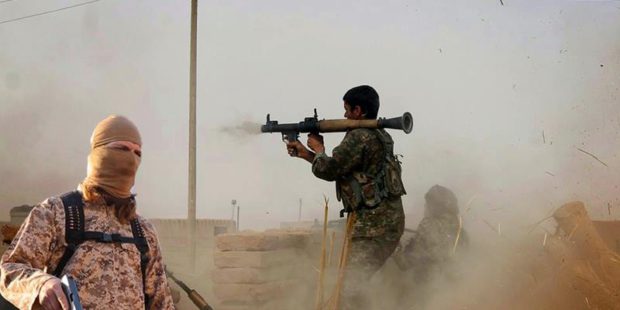 US considers directly arming Syrian Kurds to take Raqqa from ISIS