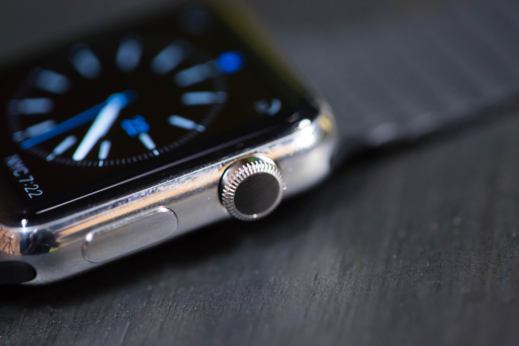 Apple Watch 2 Components Leak Show Thinner Display, But Bigger Battery Life Expected