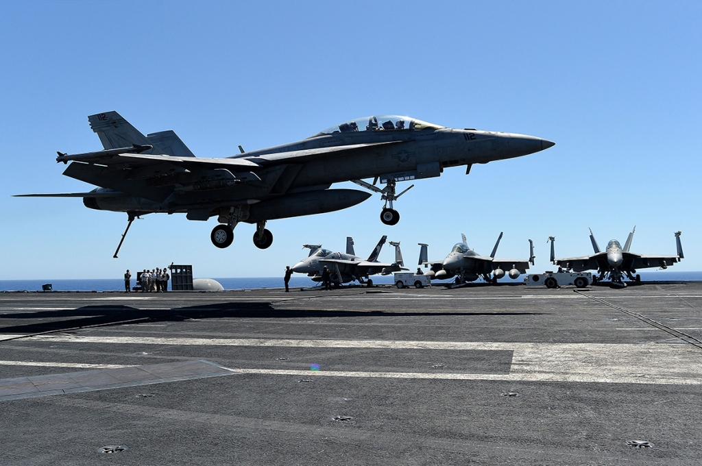 F  A-18F Super Hornet lands on the US navy's super carrier USS Dwight D. Eisenhower in the Mediterranean Sea