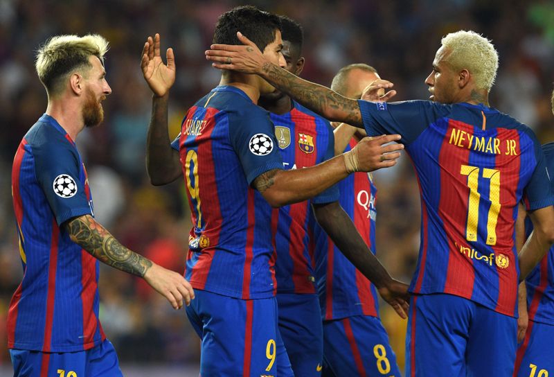 Lionel Messi hat-trick downs Celtic at Camp Nou