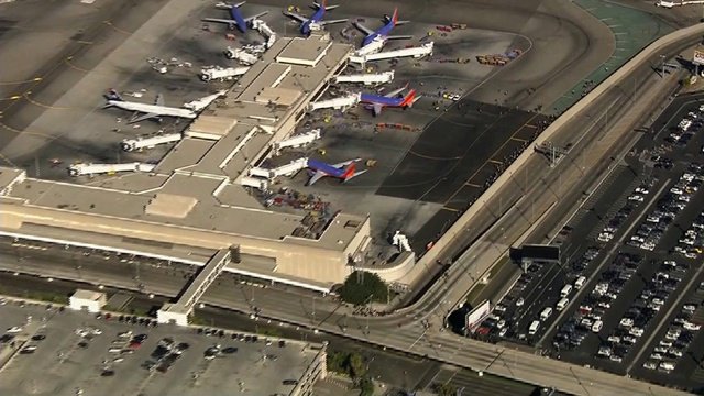 Police search LA airport, many evacuate as shooter reported