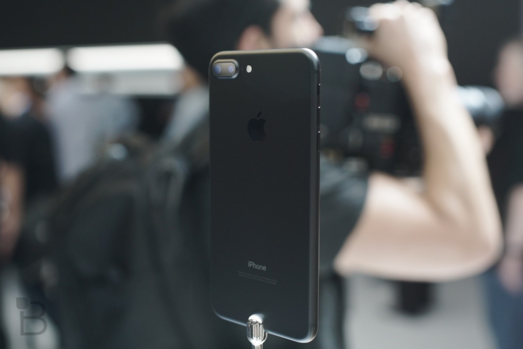 The New iPhone 7 Rules Over Antutu, Passes TEENA Revealing Battery Capacity