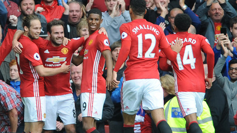 Wayne Rooney dropped to the bench for Manchester United's game against Leicester