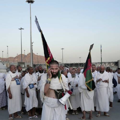 Natural deaths among Egyptian pilgrims in hajj rises to 21: MENA