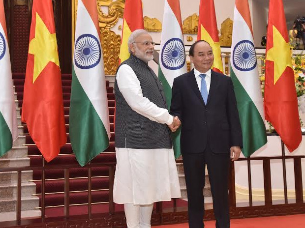 Narendra Modi Nguyen Xuan Phuc India Vietnam