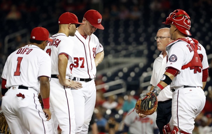 Stephen Strasburg exits Nats game early with injury